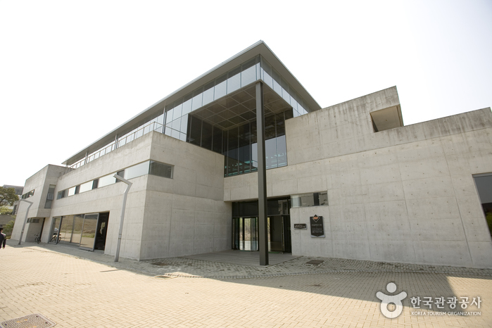 首尔特技学校(Marshal艺术中心)서울액션스쿨(마샬아트센터)