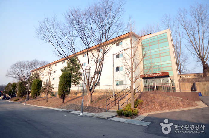 Camp GREAVES (캠프 그리브스) Camp GREAVES (캠프 그리브스)