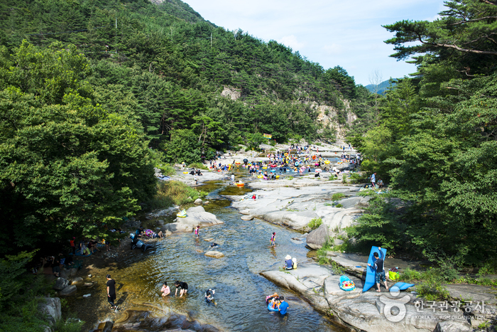 Mureunggyegok Valley (무릉계곡)