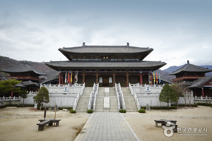 Ondal Resort & Open Film Set (온달관광지 온달드라마 세트장)