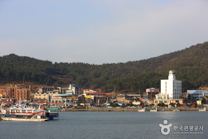 Village Galdu / Village Ttangkkeut (sélectionné parmi les plus beaux villages de pêcheurs par le ministère de la mer)