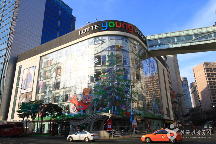 Lotte Young Plaza (롯데백화점-영플라자)