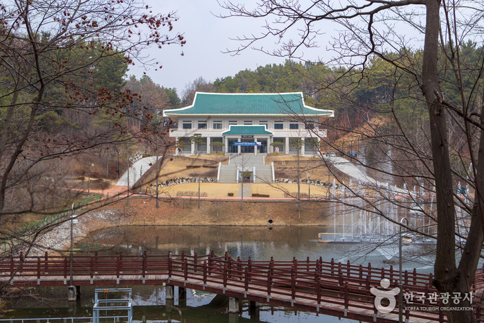 Villa Présidentielle Cheongnamdae (청남대)