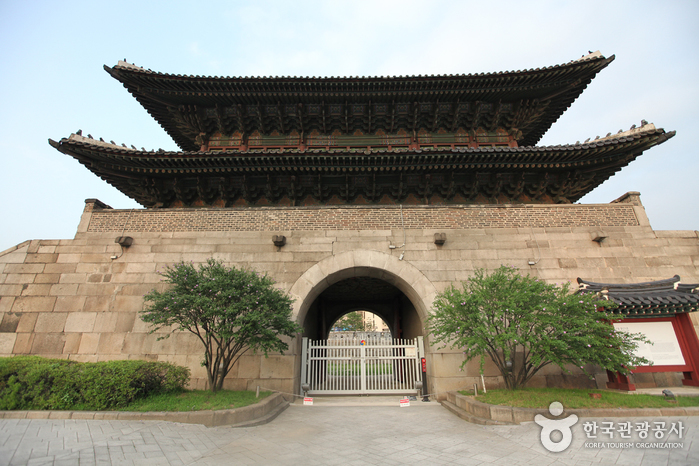 Porte Heunginjimun (흥인지문)