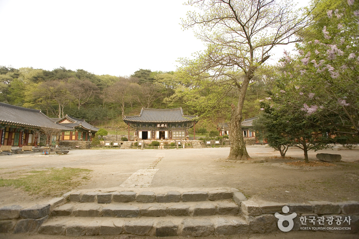 Temple Cheongnyongsa (청룡사)