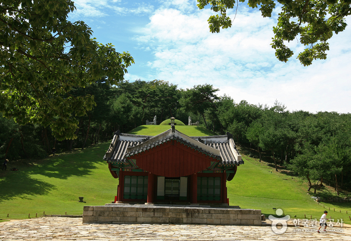 Tombeau royal Jeongneung [Patrimoine Mondial de l'UNESCO] (서울 정릉)