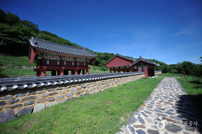 Centre des archives nationales de Jeoksangsan - 적상산사고지