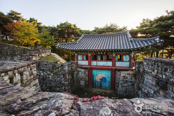 Forteresse Gochangeupseong (고창읍성)
