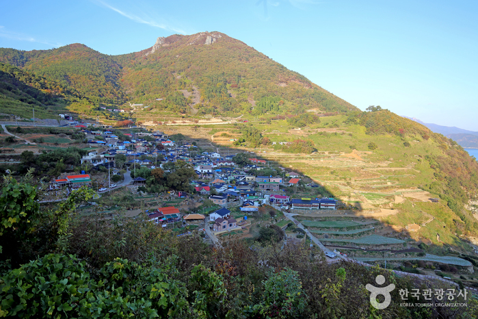 Village Gacheon littoral Namhae 남해 가천마을
