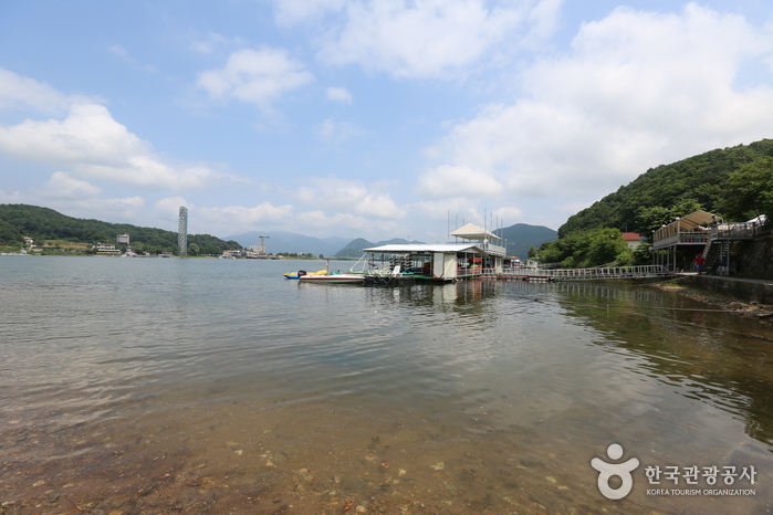 Lac Chuncheonho (춘천호)