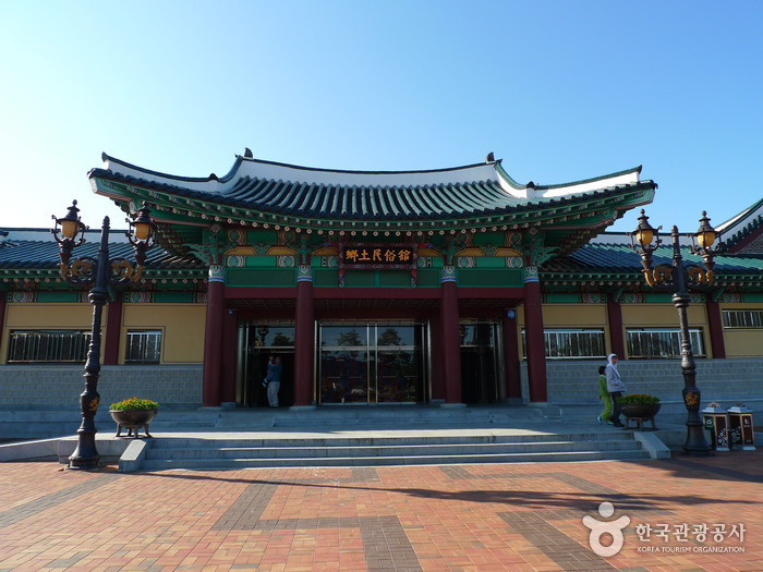 Pavillon Ojukheon et musée municipal de Gangneung (강릉시 오죽헌·시립박물관)