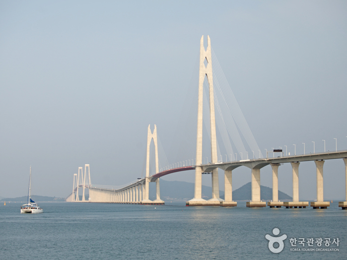Brücke Cheonsadaegyo (천사대교)
