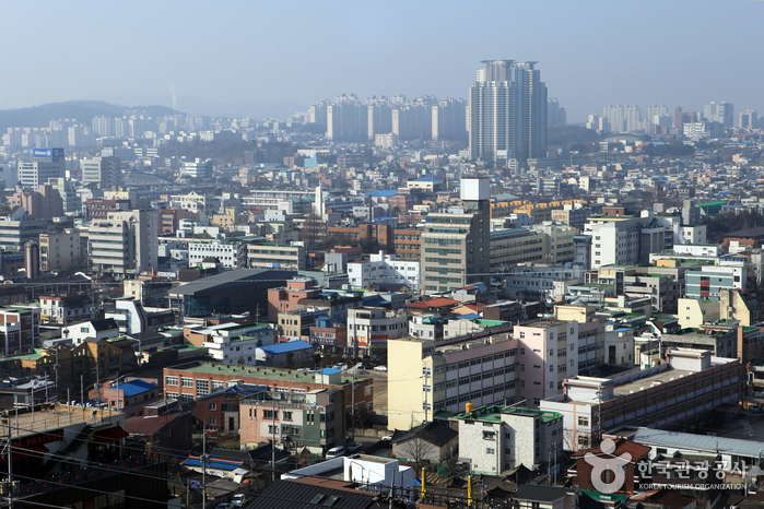 寿岩コル展望台（수암골전망대）