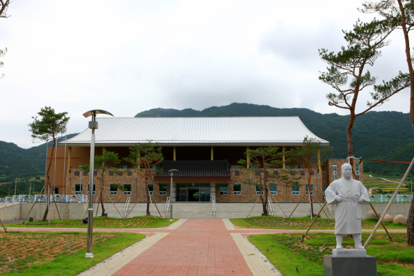 김일 기념체육관