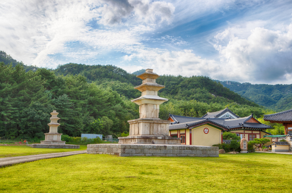 경주 남산 전 염불사지 동서 삼층석탑