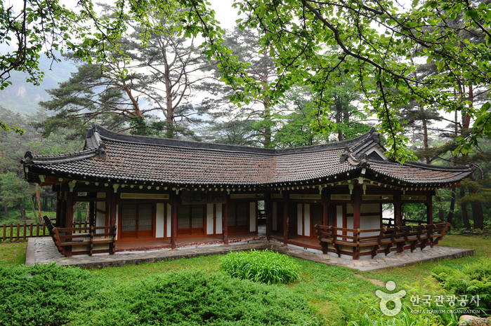 Мемориальный дом Чансудэ (장수대)