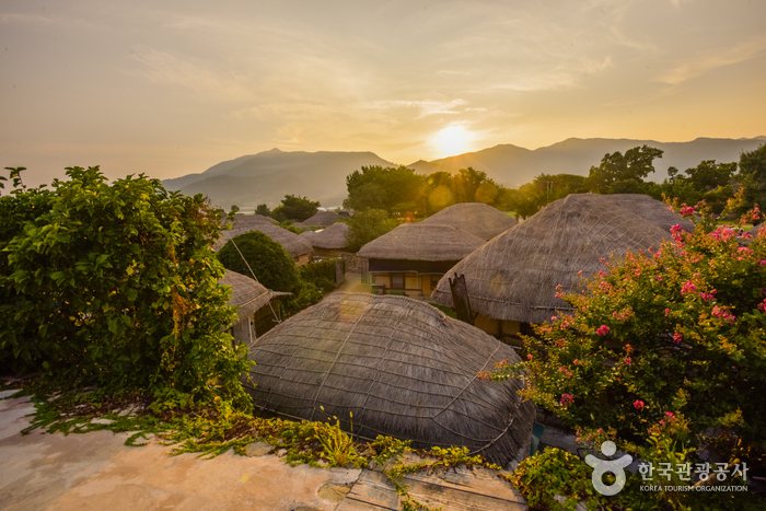 Aldea Tradicional Naganeupseong de Suncheon (순천 낙안읍성) Aldea Tradicional Naganeupseong de Suncheon (순천 낙안읍성)